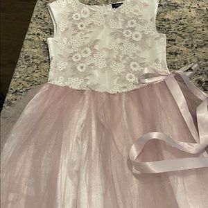 Beautiful Girls Dress! Only Worn Once.